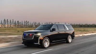 2025 Cadillac Escalade IQ Goes Electric With 750 HP, 55-Inch Dash Screen