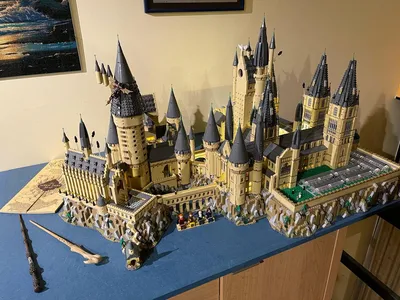 This Gingerbread Hogwarts Castle Is a Magical Feat of Cookie Construction