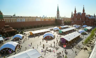 ГУМ-Каток на Красной площади открыл свой 17-й сезон!