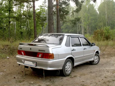 File:Lada Priora.jpg - Wikimedia Commons