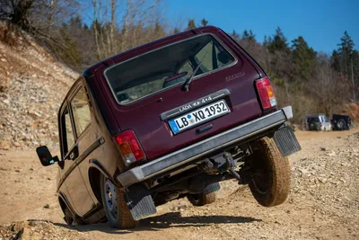 LADA 2101 VAZ red sedan – 1979 – Soviet car Shop: Classic USSR cars for  sale Tachanka.com