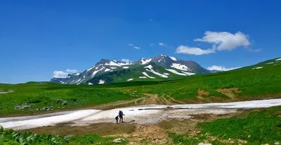 Как добраться до Лаго-Наки из Геленджика: расстояние на машине