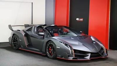 Alain Class Motors | Lamborghini Veneno Roadster - 1 of 9