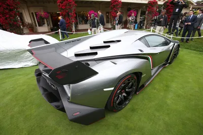 The Lamborghini Veneno: A Fully Carbon Fiber Masterpiece, 1 of 1