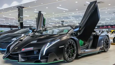 Lamborghini Veneno Roadster on Rodeo Drive