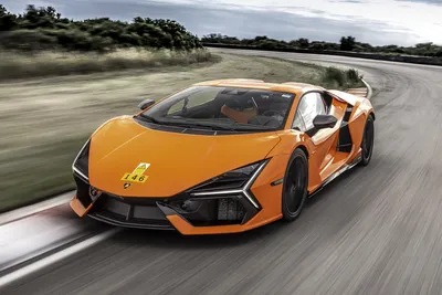 How Lamborghini is slowly embracing electrification | Popular Science