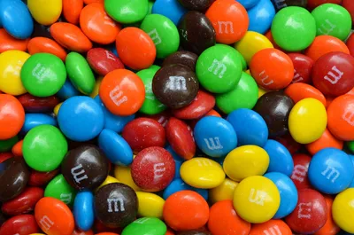 M and Ms Crispy Chocolate Party Bulk Bag 850g Best Before 11 Feb 24  (Minimum order £22.50) | hotukdeals