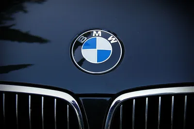 Учись, «АвтоВАЗ»: машины BMW в России круто обвалились в цене без видимых  причин