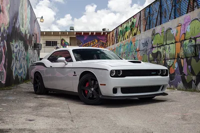 Фото Dodge Challenger Автомобили