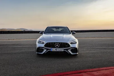 Mercedes-Benz drops cheaper models in favour of top-end cars