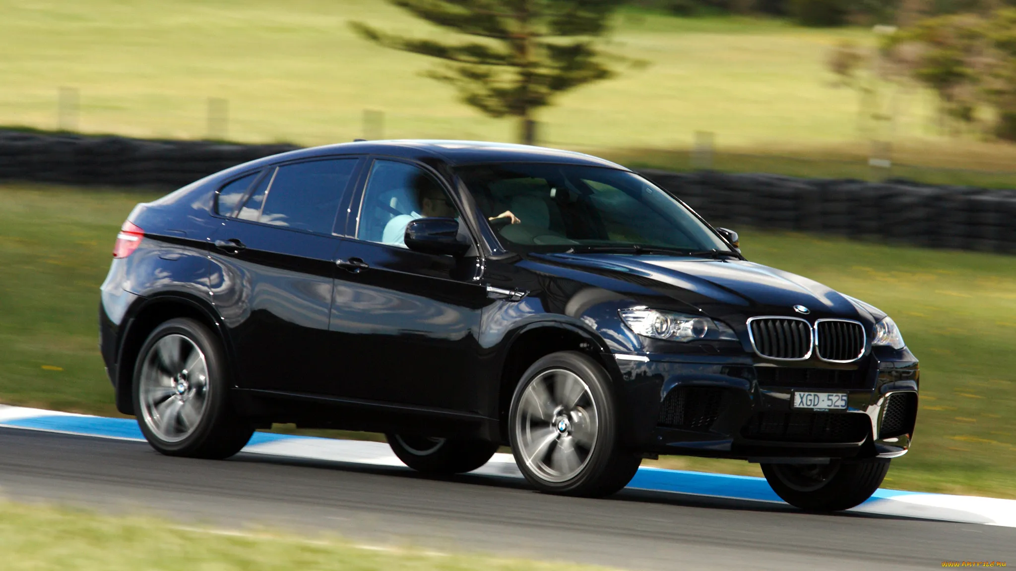 Обои на рабочий стол Немецкий производитель авто BMW AG представил новый BMW X6 M Competition (F96), 2019 года, обои для рабочего стола, скачать обои, обои бесплатно Обои на рабочий стол Немецкий производитель авто BMW AG представил новый BMW X6 M Competition (F96), 2019 года, обои для рабочего стола, скачать обои, обои бесплатно