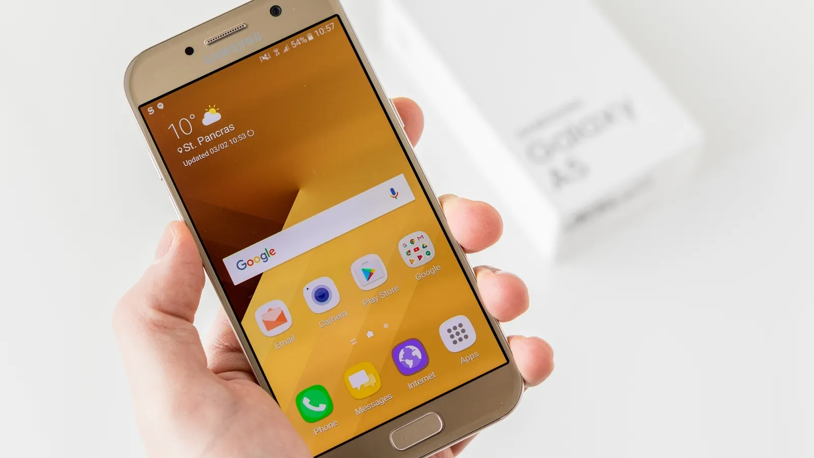 Samsung Galaxy A5 (2017) - Pictures | PhoneMore Samsung Galaxy A5 (2017) - Pictures | PhoneMore