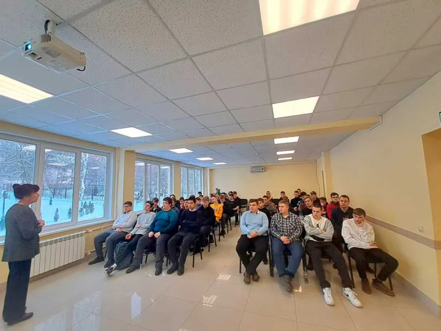 В Доме молодежи за круглым столом обсудили тему «Молодежь в современном мире: опыт работы и сотрудничество между молодёжными организациями», сообщили в Министерстве молодежной политики ЛНР - Лента новостей ЛНР В Доме молодежи за круглым столом обсудили тему «Молодежь в современном мире: опыт работы и сотрудничество между молодёжными организациями», сообщили в Министерстве молодежной политики ЛНР - Лента новостей ЛНР