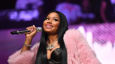 Nicki Minaj sends warning to rap foes at VMAs 2023: 'You bitches ain't  better than me'