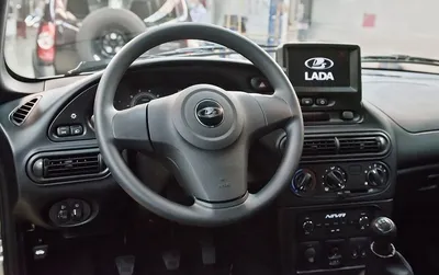 Россиянин превратил старую Chevrolet Niva в уникальный внедорожник BMW X5