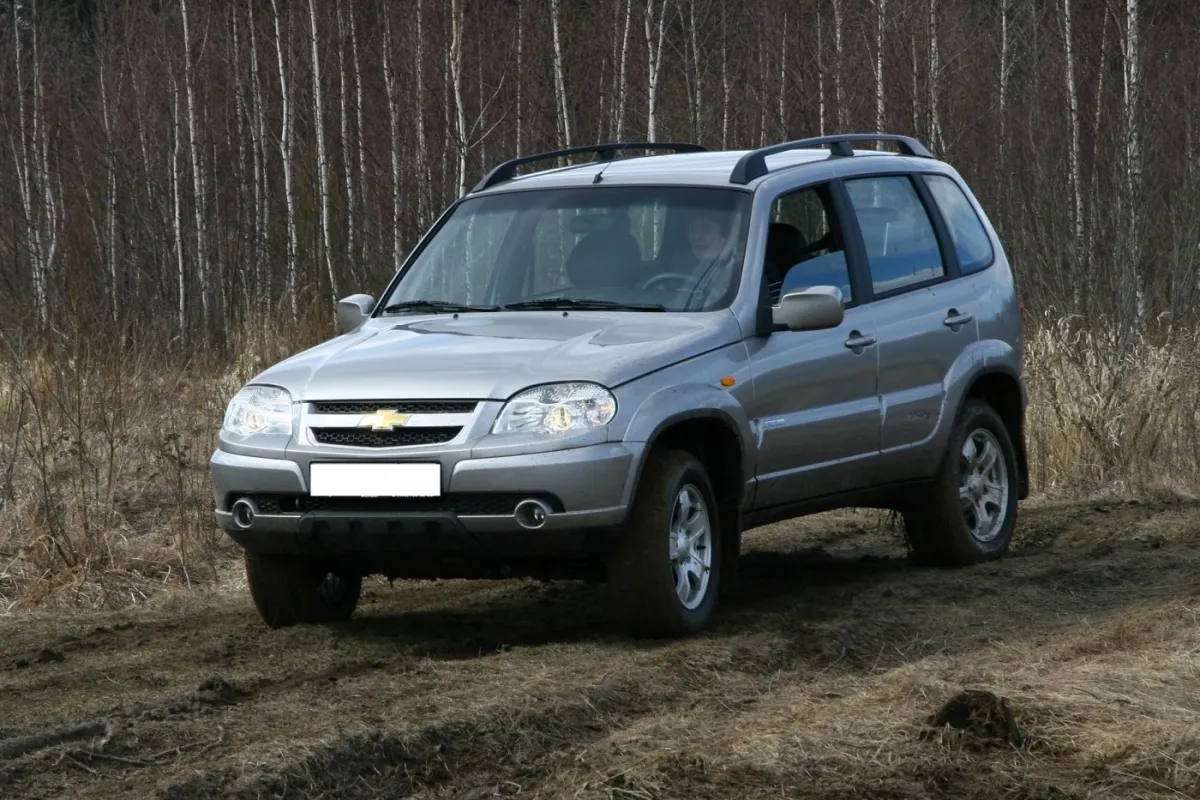 File:Chevrolet Niva Silver.jpg - Wikipedia File:Chevrolet Niva Silver.jpg - Wikipedia