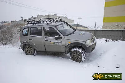 Фото отчет по перетяжке салона и потолка Шевроле Нива (Niva)