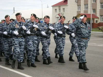 В Сети заявили, что в Волгограде ОМОН разогнал концерт скандальных рэперов