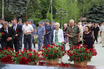 В Волгограде почтили память погибших в теракте в троллейбусе в 2013 году -  РИА Новости, 30.12.2023