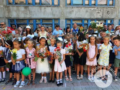 Поздравляем первоклашек!