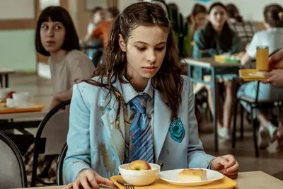 Вышел трейлер сериала \"Плакса\" с дочерью Сергея Жукова в главной роли -  Российская газета