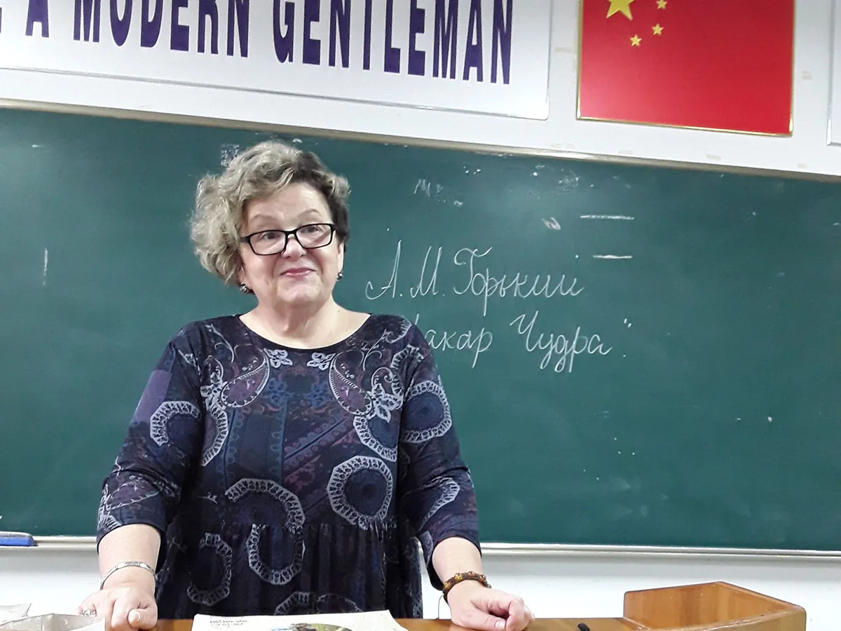 Преподаватель русского языка и литературы вот уже месяц ведет занятия в АГПУ (Китай) - НГПУ им. К. Минина Преподаватель русского языка и литературы вот уже месяц ведет занятия в АГПУ (Китай) - НГПУ им. К. Минина