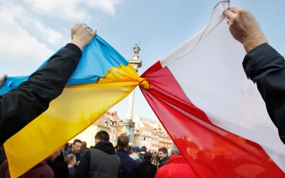Старая рыночная площадь, Старый город Познань, Польша Редакционное  Изображение - изображение насчитывающей история, небо: 156764335