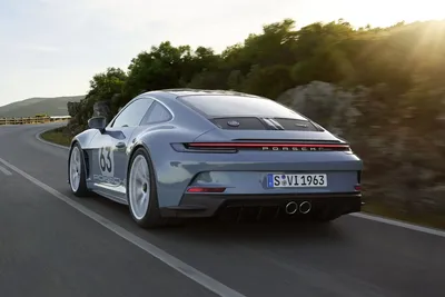 2022 Porsche 911 Carrera GTS First Drive: The Ultimate Middleman