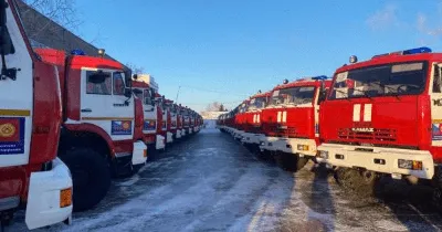 Пять новых пожарных автомобилей поступило на вооружение кемеровских  огнеборцев - Новости - МЧС России