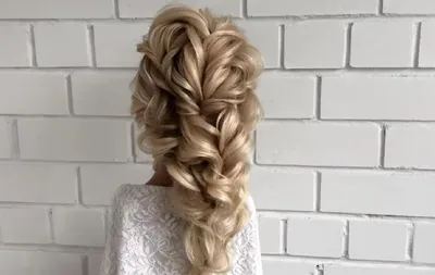 Прически на выпускной 2023 для 9 и 11 класса | Hair styles, Wedding  hairstyles, Long hair styles