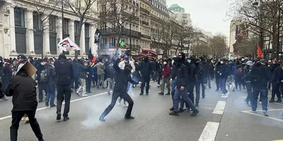 В центре Еревана началась массовая акция протеста