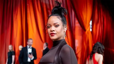 Our culture is not your costume': Rihanna photo sparks social media  backlash in India | CNN