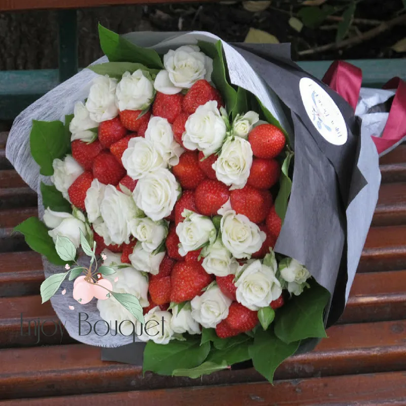 Мини букет с белыми розами №404 - 🌹 Цветы Новосибирск заказ: Мини букет с белыми розами №404 - 🌹 Цветы Новосибирск заказ:
