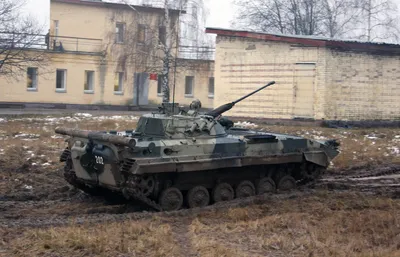 File:BMP-2 (1).jpg - Wikimedia Commons