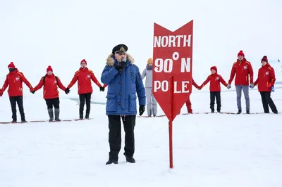 Северный полюс и город, где всегда Рождество - BBC News Русская служба