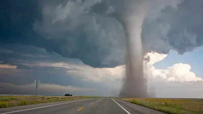 How and Why Do Violent Tornadoes Form? | Science| Smithsonian Magazine