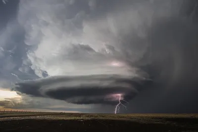 File:Evolution of a Tornado.jpg - Wikimedia Commons