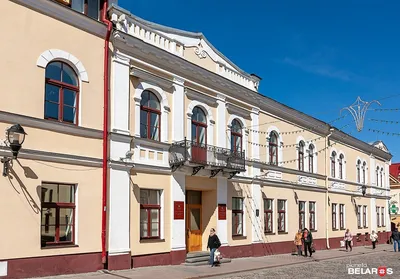 Фото Минска. Фотографии улиц Минска. Путеводитель по Минску. Фотографии  города Минска. Фотопанорама Минска. Фотографии Беларуси. Площадь Свободы.  Реферат Сайт показать на карте минска