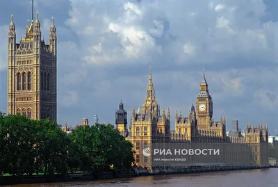 Вестминстерский дворец в Лондоне