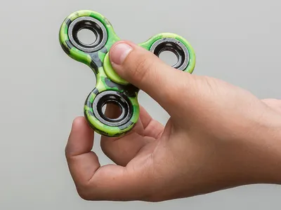 Спиннер для рук Fidget Spinner - купить по выгодной цене | OldiDom.ru