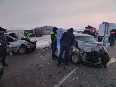 Казанский репортер: Взрыв на Гудованцева в Казани: Из квартиры на 4-м этаже  спасли человека