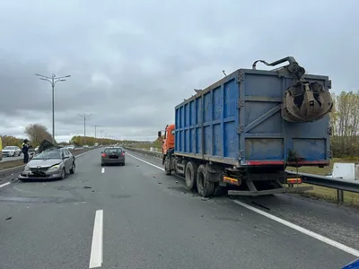 Нападение на школу в Казани: кадры с места трагедии