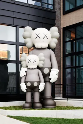 KAWS: FAMILY | Art Gallery of Ontario