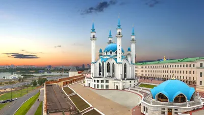 Kazan Rusia Photos, Images and Pictures