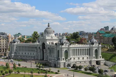 Казань вид в осенью в центре городе - Фото с высоты птичьего полета, съемка  с квадрокоптера - PilotHub