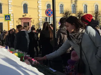 Число погибших при пожаре в доме престарелых в Кемерово увеличилось до 20 —  РБК