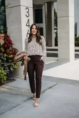 Outfit Ideas with Jeans for Business Casual Days - Fashion Jackson