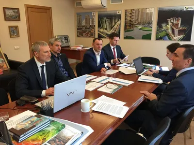 Интриги воронежских выборов: справороссы поставили на политтехнологов из  Саратова, кого обеспечит мандатом губернатор Гусев - Четыре пера