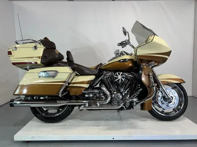 Купить б/у мотоцикл Harley-Davidson Road King инжектор 5 передач чёрный  чоппер 2004 года по цене 650000 рублей №23515490 в Владивостоке