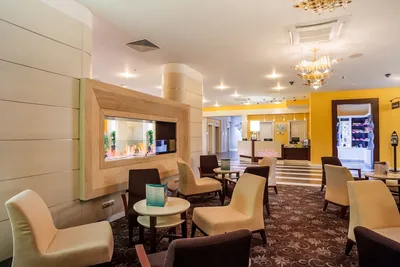 Hilton Garden Inn Krasnodar, ресторанно-гостиничный комплекс с летней  террасой на Красная, 25/2, Краснодар - отзывы, фото +7(861) 210‒20‒30